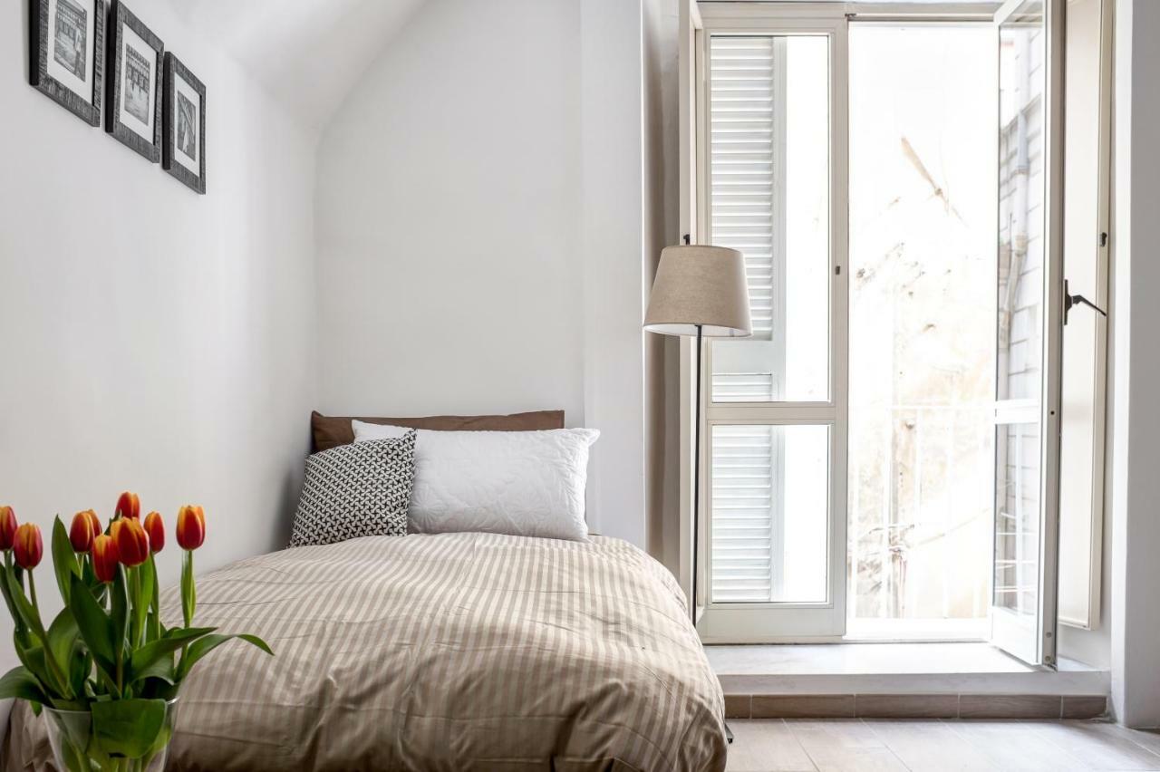 Manuela Piazza Del Plebiscito Centro Appartement
